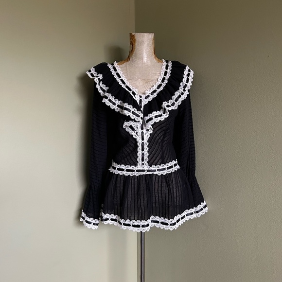 JJ’s Fairyland Black White Crochet trim Sheer Top Sz S - Picture 5 of 9